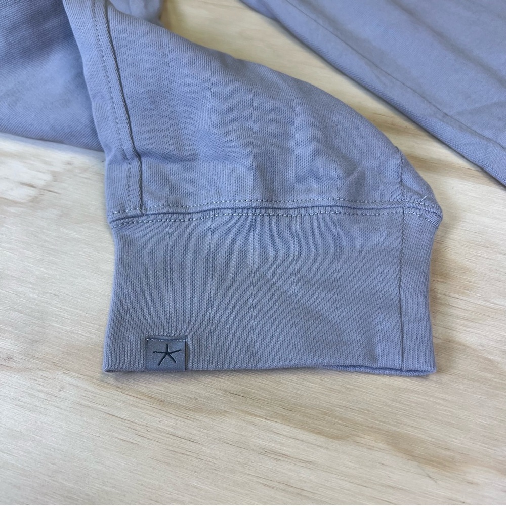 Barefoot Dreams Gray Pajama Set - Picture 2 of 14